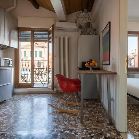 Saint Mark's View Apartment *