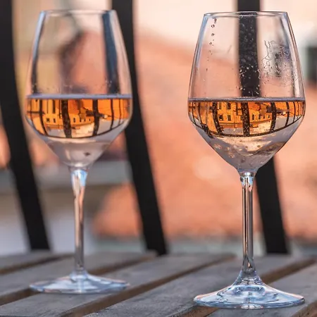 Daire Saint Mark's View *